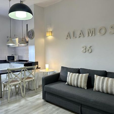 Alamos Suite Málaga Buitenkant foto