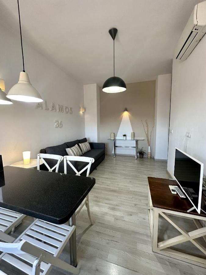 Alamos Suite Málaga Buitenkant foto