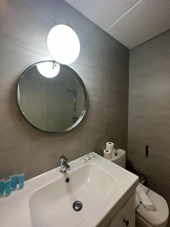Alamos Suite Málaga Buitenkant foto