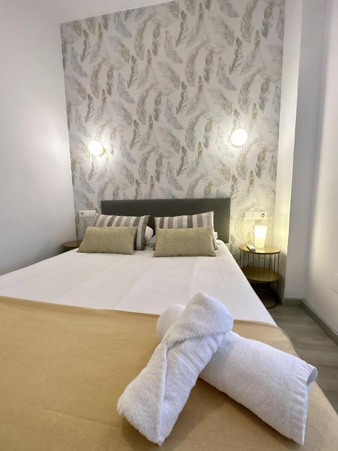 Alamos Suite Málaga Buitenkant foto