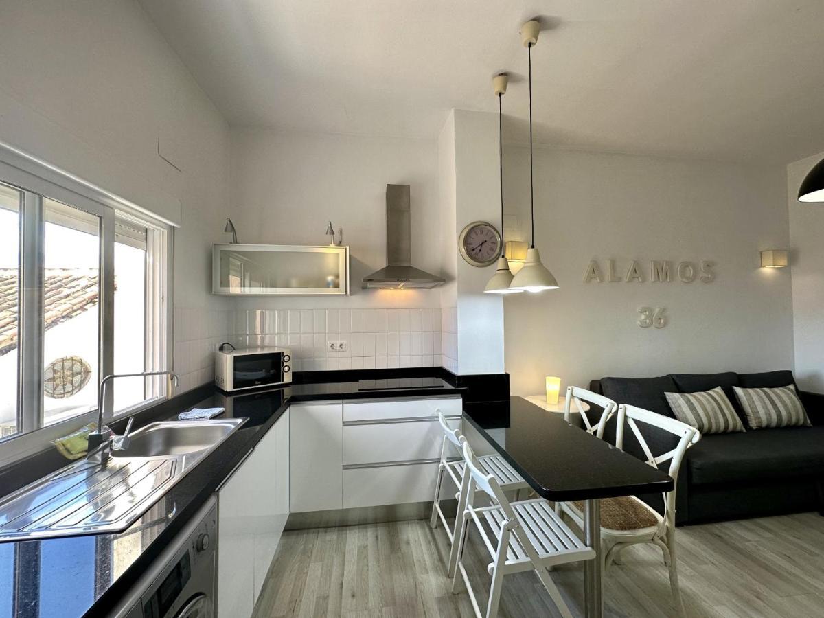 Alamos Suite Málaga Buitenkant foto